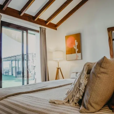 Casona De Tao * Tiagua