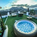 Casona De Tao * Tiagua