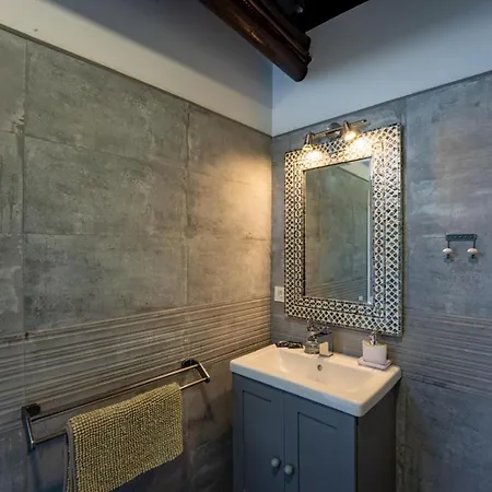 Casona De Tao Tiagua