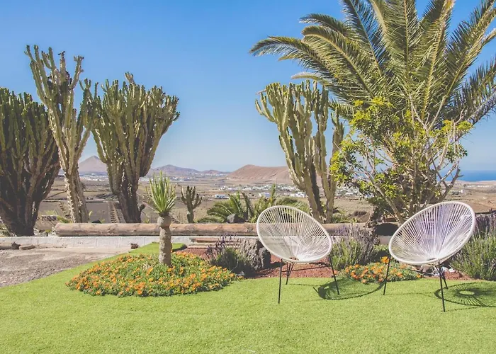 Casona De Tao Tiagua